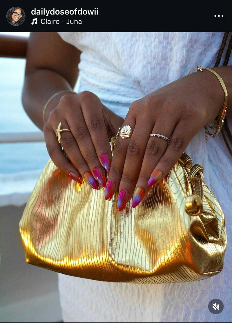 Dowhenique C. wearing Miami Sunset